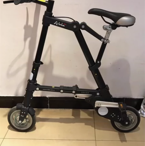 正品小轮折叠自行车成人小孩都能骑，买时八百...