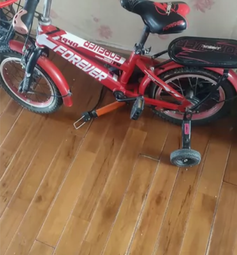 儿童自行车3一10岁买来骑了没几次女孩子不...