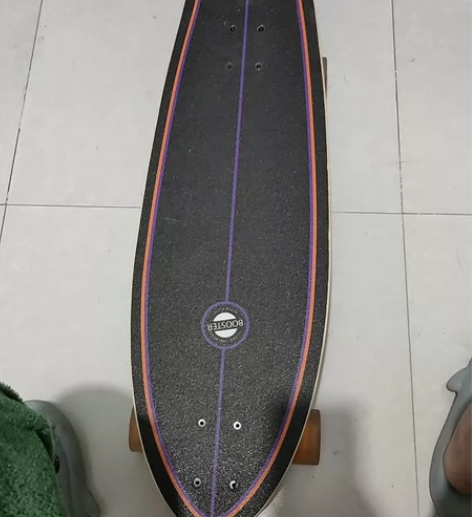 路冲板，滑板，95新，因为长胖了，没有之前...