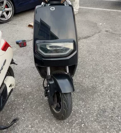 小牛电动，个人闲置一台ml，几乎全新车，买...