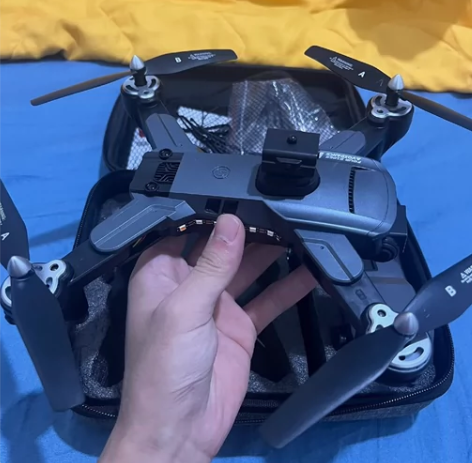 （捡漏）出去旅游的时候买的大疆航拍机原价近...
