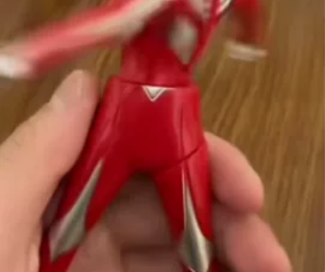 卡通奥特超人变形陀螺炫酷七彩灯光音乐奥特曼...