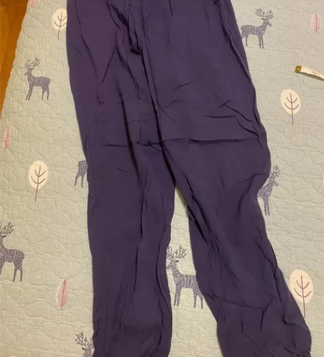 优衣库大童运动裤束脚裤梭织150码，具体看...