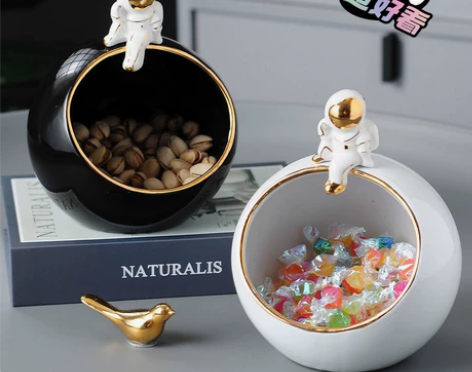 创意宇航员收纳摆件玄关钥匙收纳盒客厅干果盘...