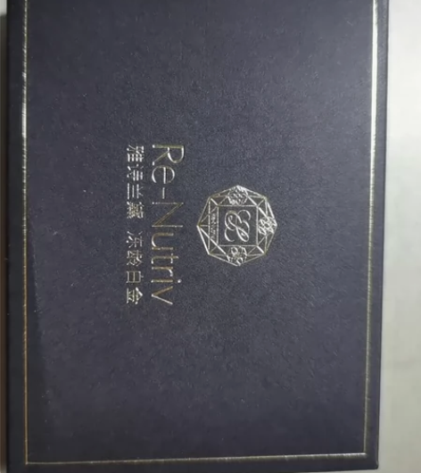 雅诗兰黛白金级奢宠光璨精华粉底液19号色 ...