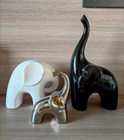 【便宜出】一批北欧风的外贸高档摆件招财象，...