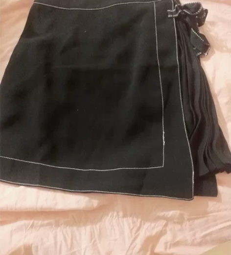 A字裙半身裙2023秋季新款显瘦裙不规则黑...