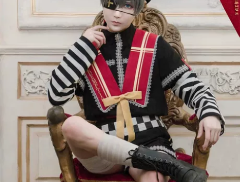 【预售】夏尔无人倾听 假毛+c服。没有鞋。...