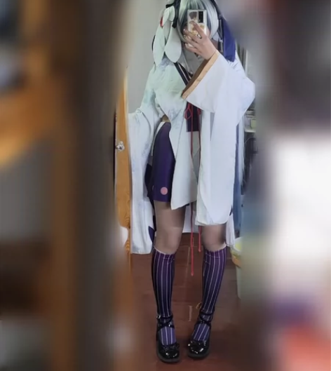 标价出雪初音大全套，到你是三手 衣服m码，...