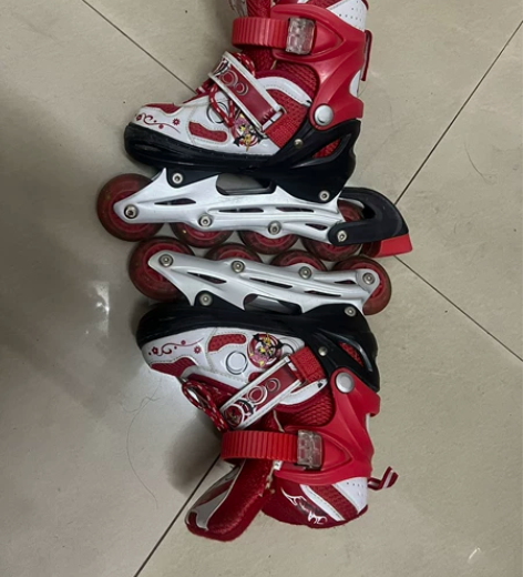 儿童溜冰鞋，31-34码可穿 感兴趣的话点...