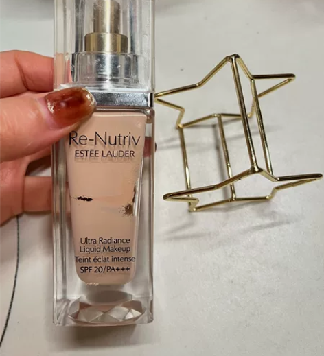 雅诗兰黛贵妇白金粉底液 剩余三分之一多 不...