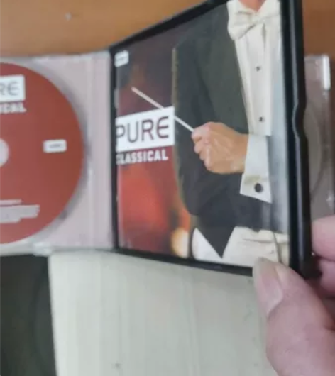 古典CD三碟装，EMⅠ公司即百代公司，有4...