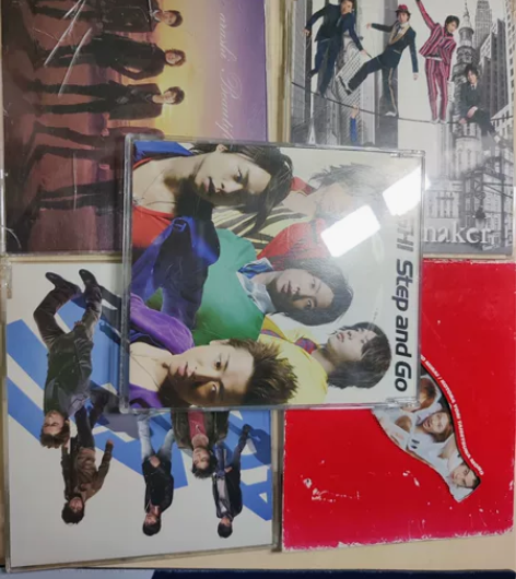 ARASHI单曲专辑碟片 中古品相 都有破...