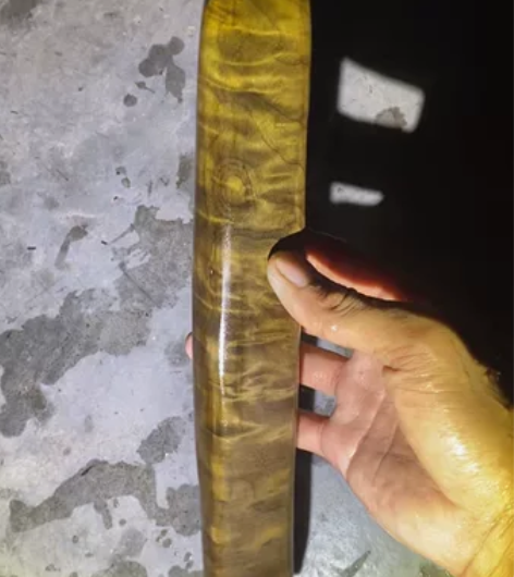 阴沉金丝楠木，满花手把件，花纹四面穿透，尺...