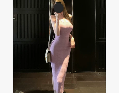 8er曼私服 淡雅紫开叉修身包臀长裙纯欲收...