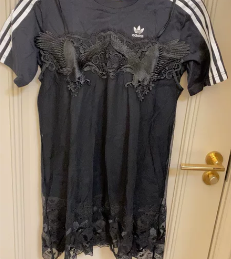 闷包开出，女士裙子，全新带吊牌，保证正品，...