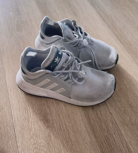 adidas 三叶草  小椰子大童休闲鞋 ...