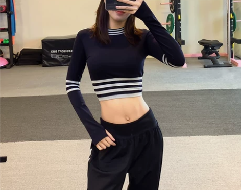 短款露脐女士瑜伽服高腰健身女长袖紧身网红运...