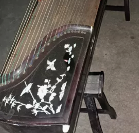 古筝闲置，寻找有缘人，喜欢的来龙岗龙东自提...