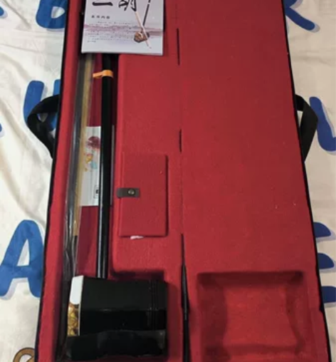 舅舅送的二胡，原价2000多的二胡，太难了...