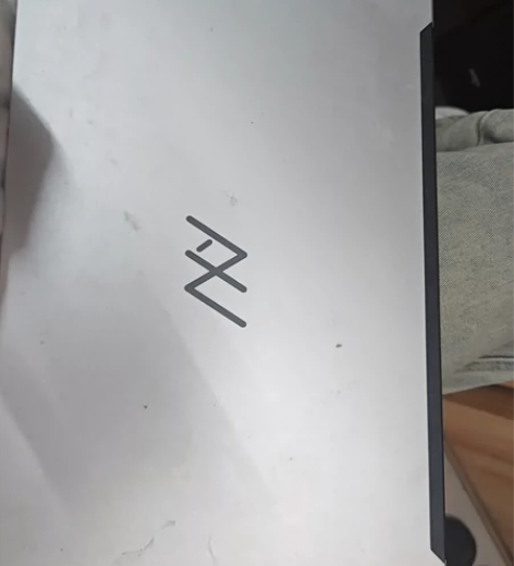 学生自用一手机，想要联系 感兴趣的话点“我...