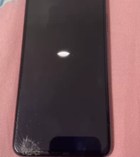 荣耀手机20s 6+128。前年摔了就没再...