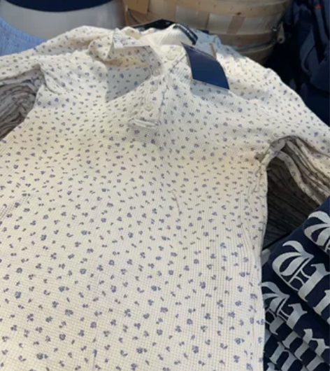 Bm 浅蓝色碎花华夫格长袖 国外制 全新代...