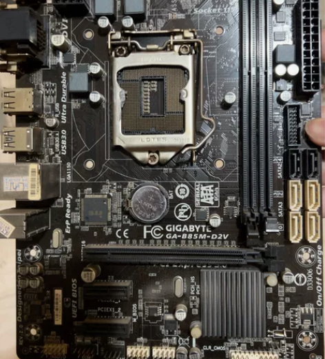 技嘉socket1150便宜出了 感兴趣的...