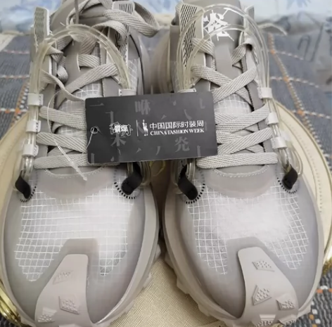 乔丹质燥 灰色厚底船鞋老爹鞋 38码 全新...