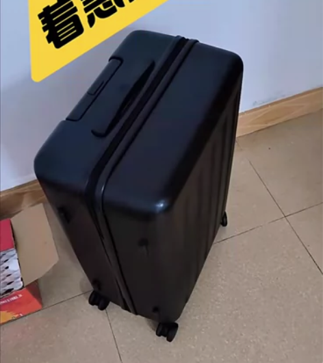 捡漏出-小米90分旅行箱20寸万向轮拉杆箱...