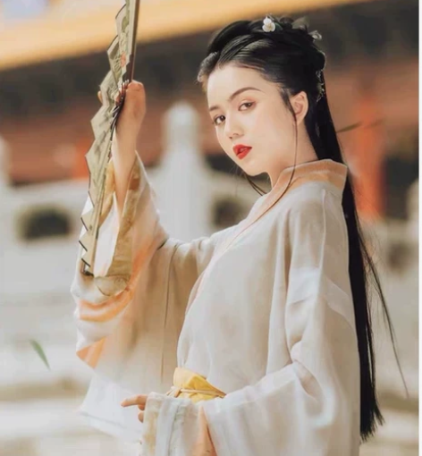 花朝记  忍冬藤  晋制汉服 l码  洗了...