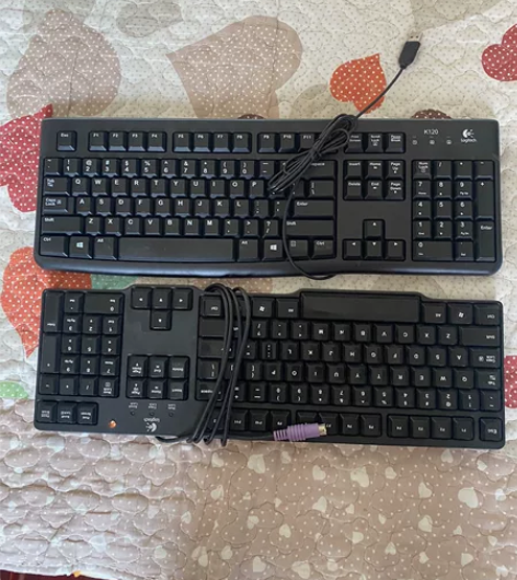 三个 Logitech/罗技 键盘 键盘型...