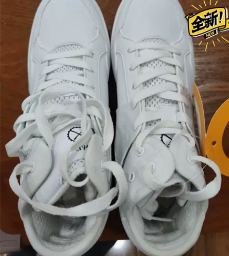 全新女款运动鞋出售，37码，原价168元，...