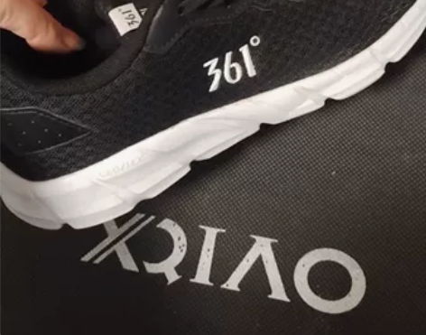 361女鞋运动鞋2023年夏季新款轻便软底...