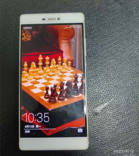 华为P8手机，4G电信版，成色95新，双卡...