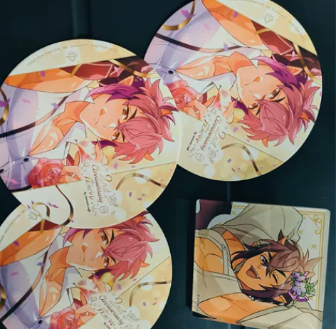 新世界狂欢二周年下半场杯垫 布儡，墨菲，啖...