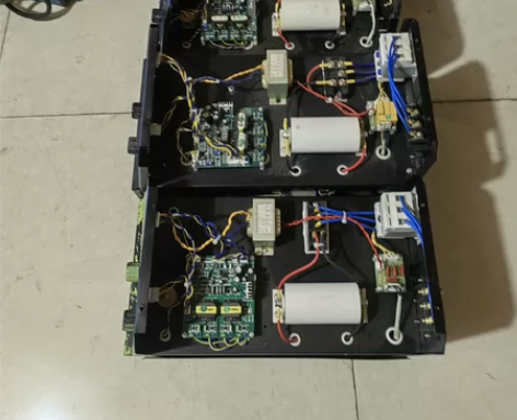 机器里面成色可以，双模块IGBT。 感兴趣...