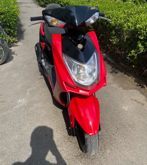 林海雅马哈飞鹰电喷劲战四代目125cc，车...