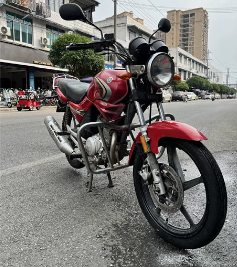 雅马哈天剑125二手摩托车天剑燃油代步车原...