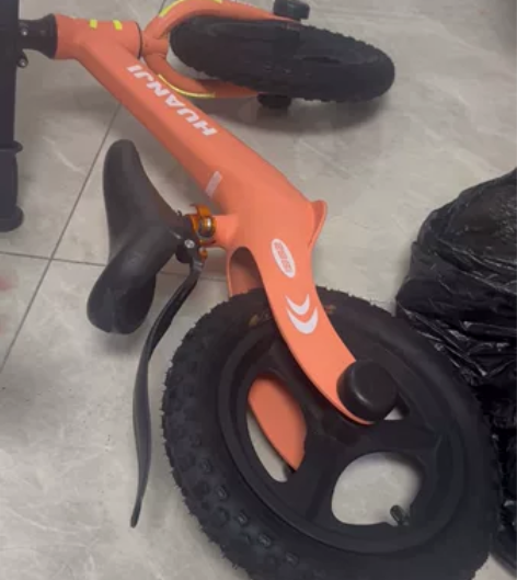 几乎全新  儿童平衡车无脚踏1一3一62岁...