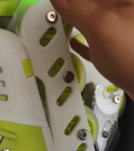 酷骑R2，儿童轮滑鞋，绿色，全新正品，防伪...