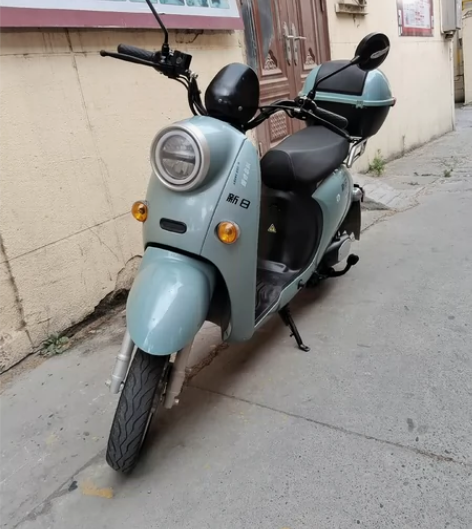 新日60v20a二手电动车，功能正常，满电...