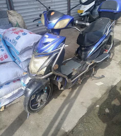 雅迪电动车60—20的，发票合格证齐全，遥...