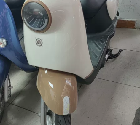个人闲置爱玛二手电动车，型号：大品牌，6块...