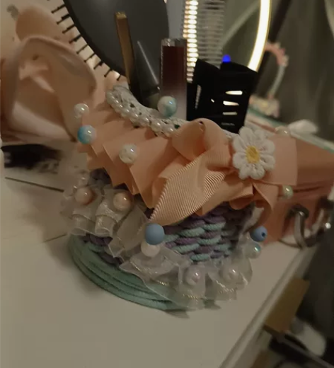 自己做的，然后东买西买的那些材料也是费了不...