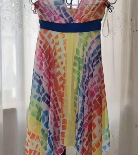 美国购入 海边度假风彩虹吊脖吊带雪纺连衣裙...