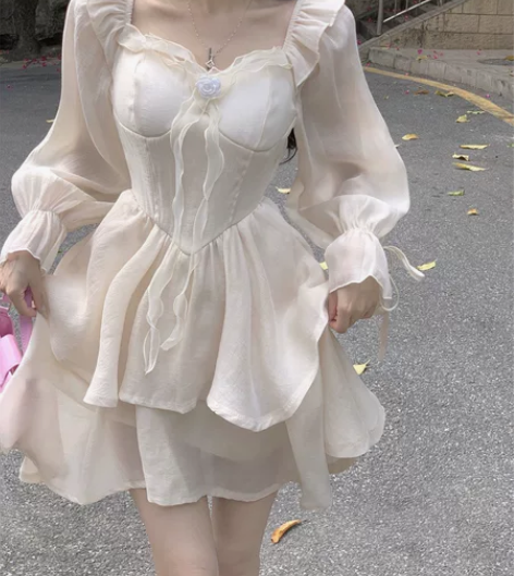 法式公主风蓬蓬裙 颜色杏色 尺码S-XL码...