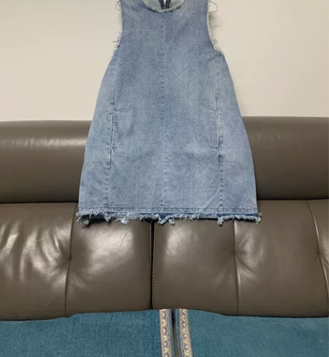 休闲洗水软牛中裙处理，衣长85，胸围100...