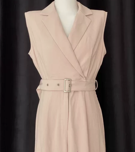 连体坎肩长裤 阔腿裤  类似于雪纺 尺码S...