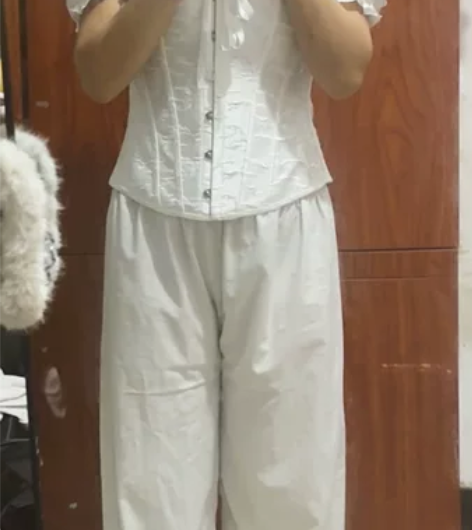 xl码有绑带！！可调大小 穿起来超级显瘦又...